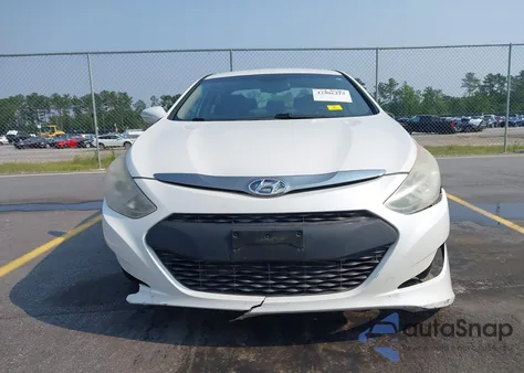 2012 Hyundai Sonata Hybrid z USA, uszkodzony, nr VIN KMHEC4A42CA037678